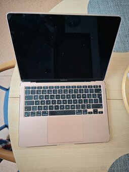 Macbook Air M1 - záruka Alza do dubna 2026 - 3