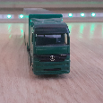 Prodám model zeleného kamionu Mercedes rozvážejícího pivo - 3