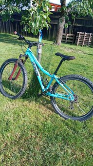 Juniorské kolo Specialized - 3