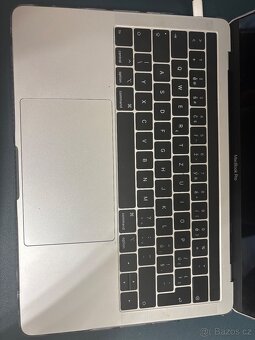 MacBook Pro 13” (2019) - 3