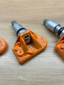 Snímače tlaku pneumatik VW 5Q0 907 275F (4ks) - 3