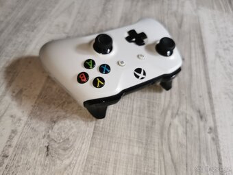 Xbox one ovladač - 3