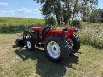 Malotraktor kubota GL32 s celním nakladačem 450 - 3