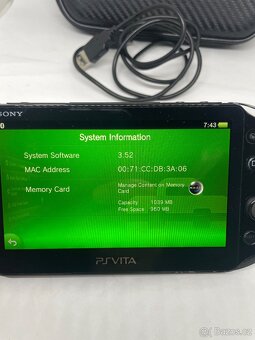 PlayStation Vita PCH-2004 LCD verzia - 3