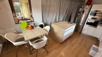 Prodám kompletní lakovanou kuchyň - 3