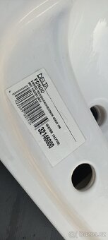 umyvadlo nové a polička - 3