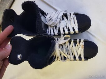 Lední Brusle velikost 40 - 3