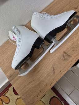 Dětské - dívčí brusle, vel 28 - 3