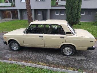LADA 2105 - 3