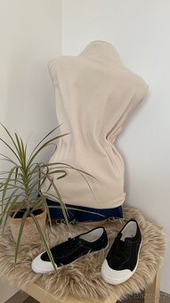 Dámská teplá fleecová vesta vel.M/L - 3