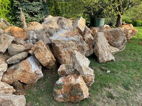 Okrasné kameny, kámen, solitéry - 3
