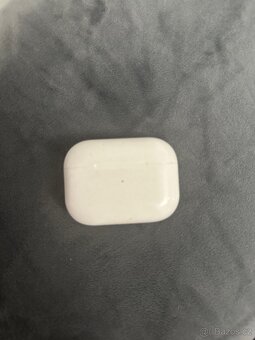 Apple AirPods - 3