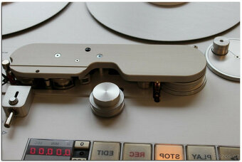 Stereofonní magnetofon STUDER A80 R - repasovaný - 3