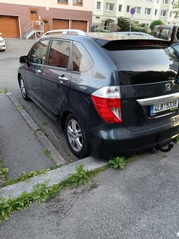 Honda fr-v 2.2 - 3