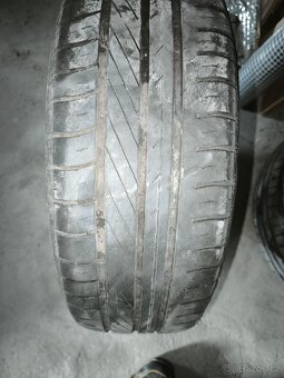 Plechové disky 14" 4x108 obuté na letních 175/65 - 3