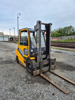 Vysokozdvižný vozík DESTA D35K, nosnost 3500Kg,diesel - 3