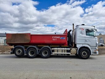 Scania R730 V8 8x4 nosič kontejneru - 3