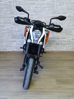 KTM Duke 125 ABS 27700km, dobrý stav, po servisu - 3