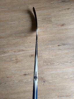 Nová hokejka CCM OCTO GUN, JR, flex 50, pravá P19(29) - 3