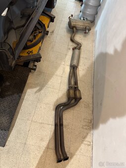 Výfuk s katy pro e90 s motory n52 - 3