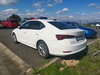 Prodám Škoda Octavia 1,5 TSI STYLE-1. majitel, nehavarované - 3