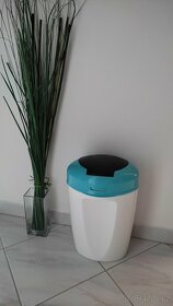 Koš na pleny Tommee Tippee - bílo-modrý - 3