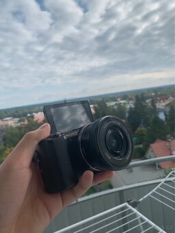 Sony A5000 + 16-50mm OSS + příslušenství - 3