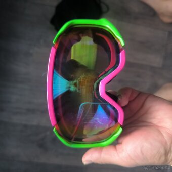 Lyžařská helma dívčí s brylemi - 3