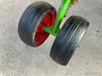 Nahrabovač sena, obracečka za traktor - 3