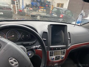 Hyundai Santa-fé 2.2 114 kw - 3