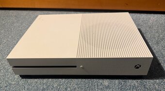 Prodám xbox one s 512gb + controller+ hry. - 3