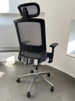 kancelářská židle s podhlavníkem - 3