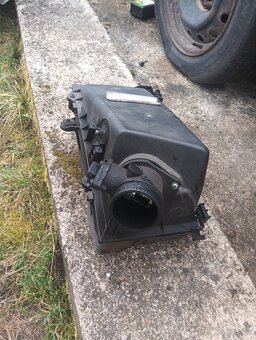 Prodám filtr box s váhou vzduchu na Octavia 1 1.8t - 3