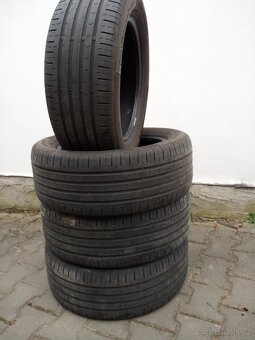 Letní pneu 205/55 R16 W Continental. - 3