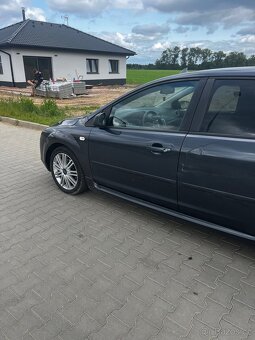 Ford focus 2 - 3