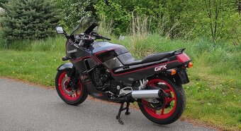 Kawasaki GPX 750 R po prvním majiteli - 3