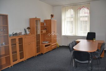 Pronájem zařízené dvoukanceláře ( 60 m2) Hálkova, Chomutov - 3