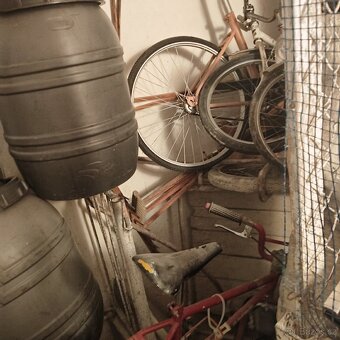 Všechno možné od nábytku až kolo Babeta - 3