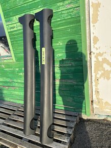 Volvo XC60 levý práh - 3