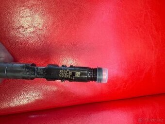 vstřikovač Delphi pro Mercedes-Benz OM646 - 3