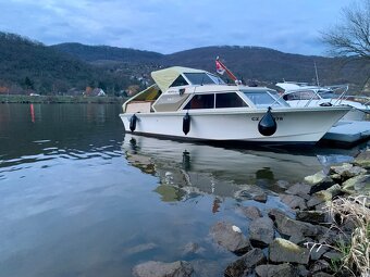 Motorova kajutova lod Windy24 - pěkný stav - 3