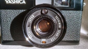 Yashica 35-ME 38 mm f/2,8 kompaktní 35mm fotoaparát - 3
