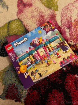 Hračky, lego, puzzle, knížky - 3