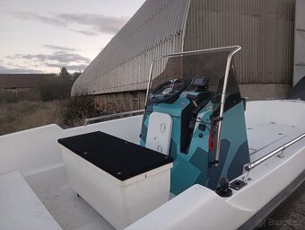 Rybářská loď motor Mercury 50 koní - 3