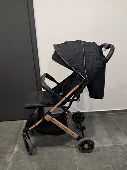 Kočárek MoMi Estelle černý - 3
