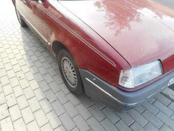 Renault 19 I  tmavě červená barva - 3