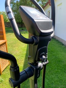 Eliptický trenažér KETTLER RIVO M Black - 3
