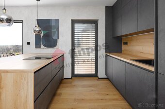 Prodej novostavby rodinného domu 5+kk (140 m²) s pozemkem 63 - 3