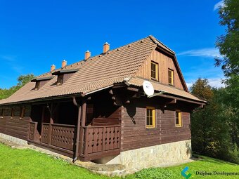 Pronájem rodinného domu ( srubu ) 5+1 na Čeladné Podolánky ( - 3