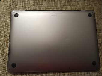 Prodám macbook pro 13' a2289 2020 - 3